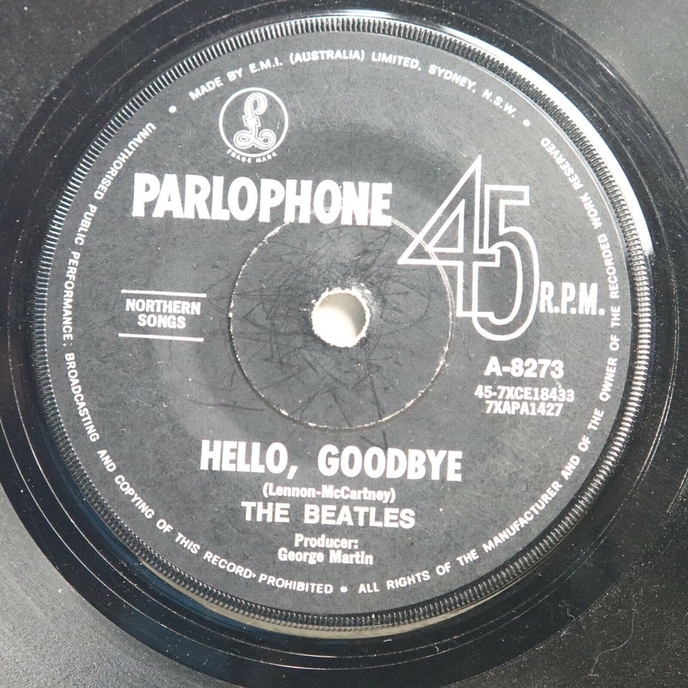 BEATLES - HELLO, GOODBYE/ I AM THE WALRUS - ROCK 45 UK PARLOPHONE - SOLID MIDDLE